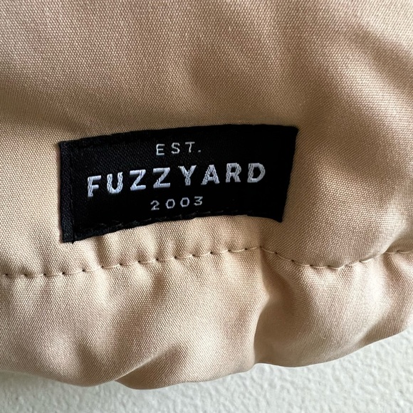 Fuzz Yard Jacket. Hooded with snap and Quilted. - Picture 3 of 7